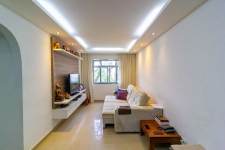 Apartamento à venda com 75m², 3 quartos e 2 vagasSala