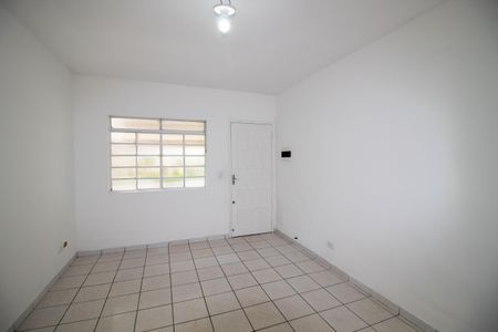 Sala de casa de condomínio para alugar com 2 quartos, 100m² em Jardim Gilda Maria, São Paulo