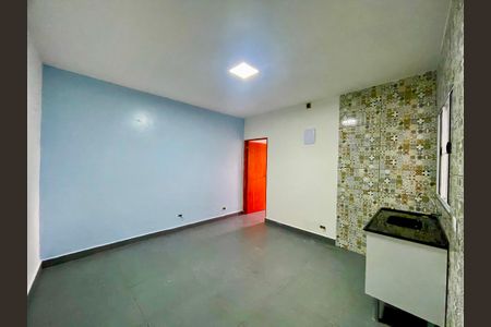 Sala / Cozinha  de casa para alugar com 1 quarto, 40m² em Vila Sao Joao Batista, Guarulhos