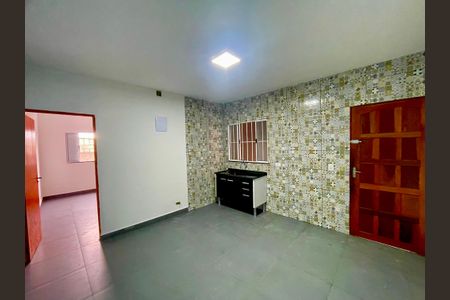 Sala / Cozinha  de casa para alugar com 1 quarto, 40m² em Vila Sao Joao Batista, Guarulhos