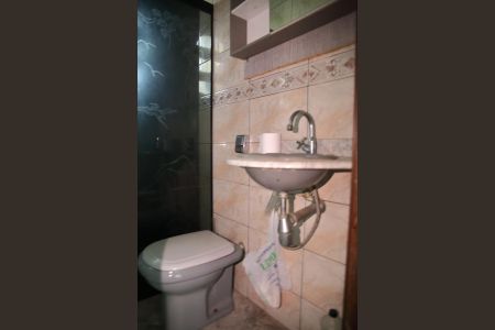 Casa à venda com 110m², 2 quartos e 1 vagaBanheiro 