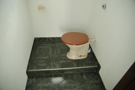 Casa à venda com 110m², 2 quartos e 1 vagaBanheiro de Serviço 