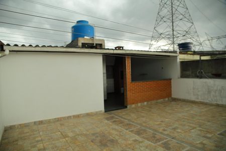 Casa à venda com 110m², 2 quartos e 1 vagaCobertura