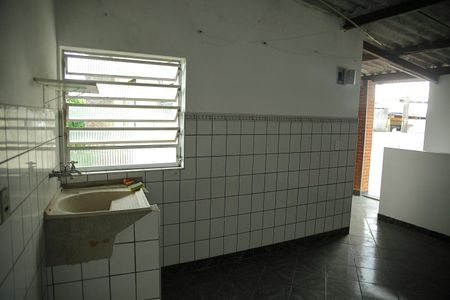 Casa à venda com 110m², 2 quartos e 1 vagaÁrea de Serviço