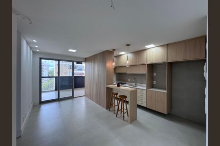 Sala de apartamento à venda com 2 quartos, 82m² em Recreio dos Bandeirantes, Rio de Janeiro