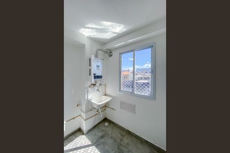 Apartamento para alugar com 34m², 2 quartos e sem vaga Apartamento para alugar com 34m², 2 quartos e sem vagaÁrea de Serviço