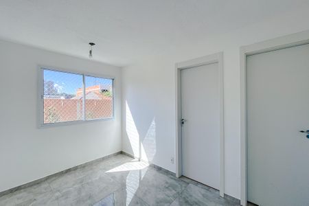 Apartamento para alugar com 34m², 2 quartos e sem vaga Apartamento para alugar com 34m², 2 quartos e sem vagaSala