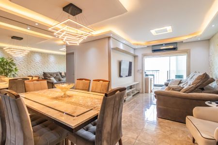 Sala de apartamento para alugar com 3 quartos, 86m² em Jardim Tupanci, Barueri