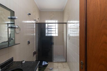 Banheiro de casa para alugar com 2 quartos, 140m² em Parque Vitoria, São Paulo