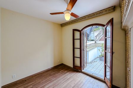 Casa à venda com 152m², 3 quartos e 3 vagasQuarto 1 - Suíte