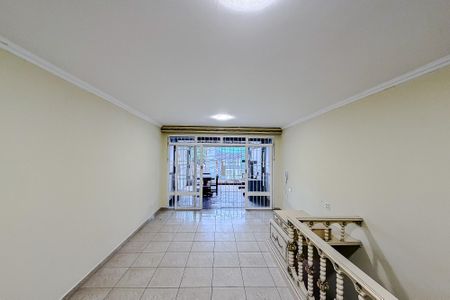 Casa à venda com 152m², 3 quartos e 3 vagasSala