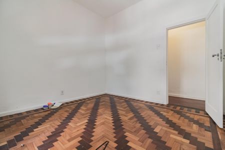 Apartamento para alugar com 130m², 3 quartos e sem vaga Apartamento para alugar com 130m², 3 quartos e sem vagaQuarto 2