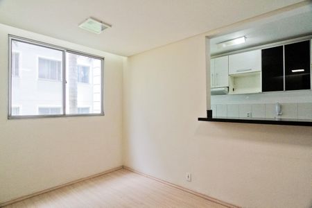 Sala de apartamento para alugar com 2 quartos, 45m² em Jardim Pirituba, São Paulo