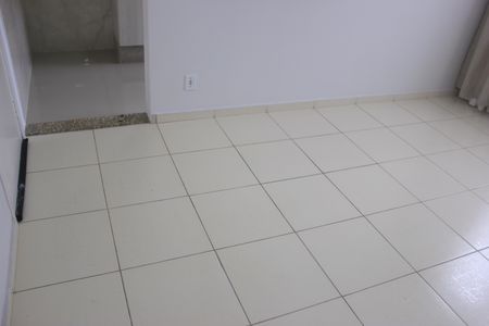 Sala  de apartamento para alugar com 2 quartos, 44m² em Ponte Grande, Guarulhos