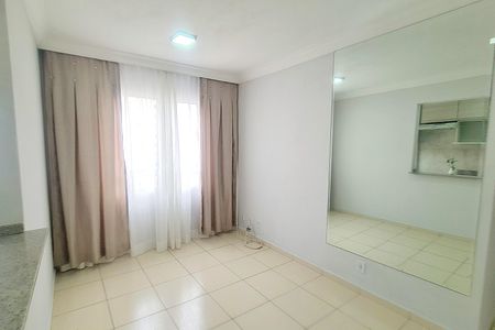 Sala  de apartamento para alugar com 2 quartos, 44m² em Ponte Grande, Guarulhos