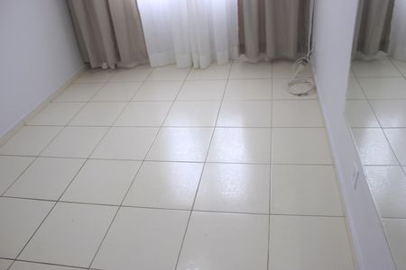 Sala  de apartamento para alugar com 2 quartos, 44m² em Ponte Grande, Guarulhos
