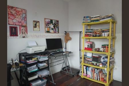 Apartamento à venda com 90m², 3 quartos e 1 vagaQuarto