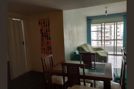 Apartamento à venda com 90m², 3 quartos e 1 vagaSala