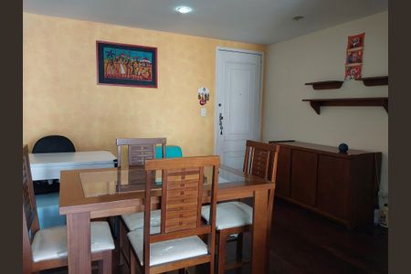 Apartamento à venda com 90m², 3 quartos e 1 vagaSala