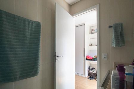 Casa à venda com 151m², 3 quartos e 3 vagasBanheiro da Suíte