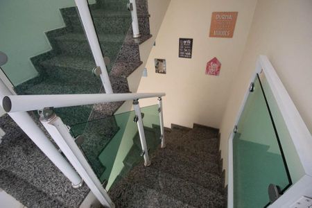 Casa à venda com 151m², 3 quartos e 3 vagasEscada 