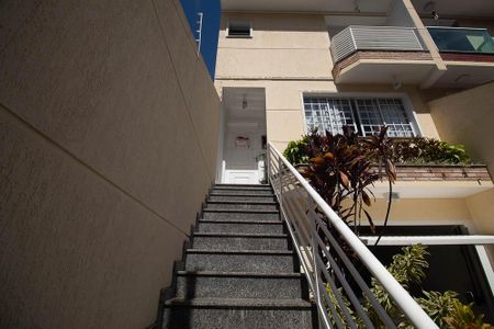 Casa à venda com 151m², 3 quartos e 3 vagasFachada 