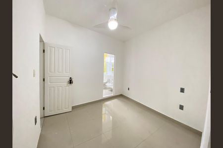 Casa para alugar com 81m², 2 quartos e sem vagaquarto 2