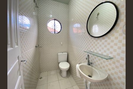 Casa para alugar com 81m², 2 quartos e sem vagaLavabo