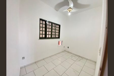 Casa para alugar com 81m², 2 quartos e sem vagaquarto 1