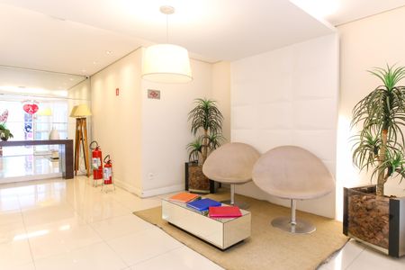 Apartamento para alugar com 77m², 2 quartos e 1 vagaHall