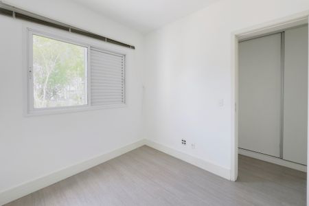 Apartamento para alugar com 77m², 2 quartos e 1 vagaQuarto