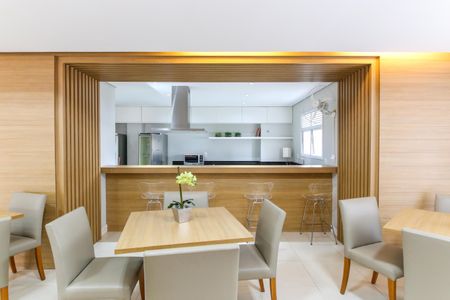 Apartamento para alugar com 77m², 2 quartos e 1 vagaÁrea comum - Salão de festas