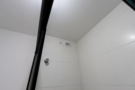 Apartamento para alugar com 35m², 2 quartos e sem vaga Apartamento para alugar com 35m², 2 quartos e sem vagaBanheiro