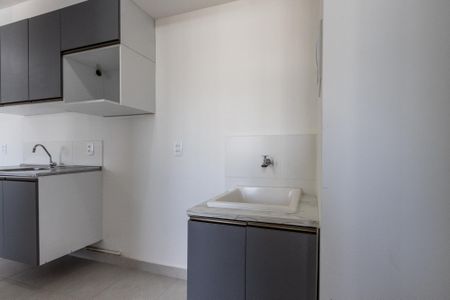 Apartamento para alugar com 35m², 2 quartos e sem vaga Apartamento para alugar com 35m², 2 quartos e sem vagaCozinha e Área de Serviço