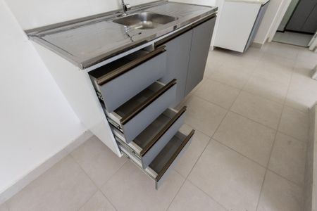 Apartamento para alugar com 35m², 2 quartos e sem vaga Apartamento para alugar com 35m², 2 quartos e sem vagaCozinha e Área de Serviço