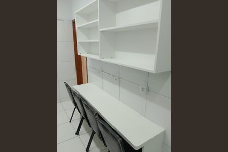 Cozinha  de apartamento para alugar com 2 quartos, 60m² em Partenon, Porto Alegre