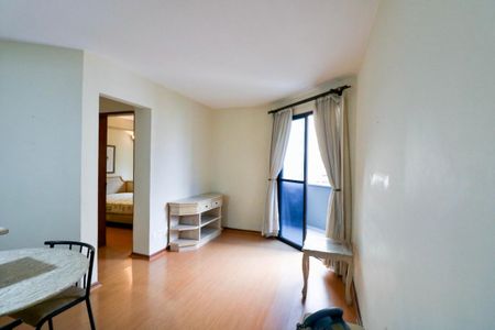 Sala  de apartamento para alugar com 1 quarto, 40m² em Brooklin, São Paulo