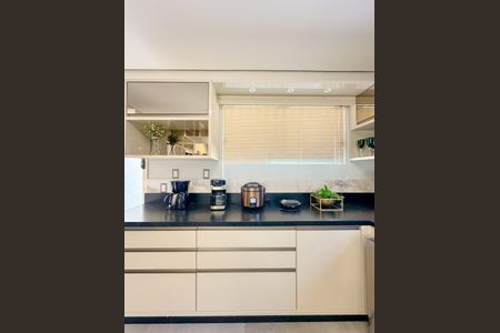 Casa para alugar com 200m², 4 quartos e 4 vagasCozinha