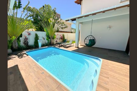 Casa para alugar com 200m², 4 quartos e 4 vagasPiscina