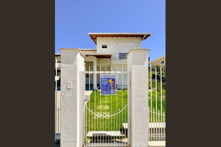 Casa para alugar com 200m², 4 quartos e 4 vagasPlaquinha