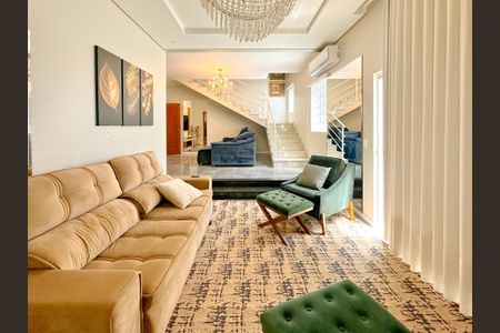 Sala de TV de casa para alugar com 4 quartos, 200m² em Ingleses Norte, Florianópolis