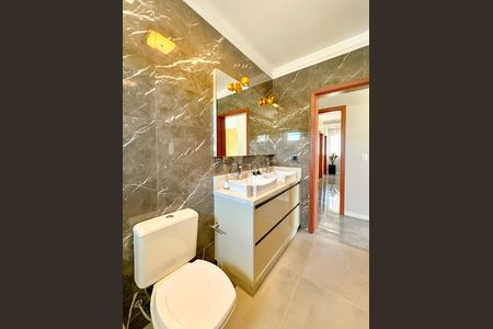 Casa para alugar com 200m², 4 quartos e 4 vagasBanheiro da Suíte Master