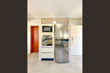 Casa para alugar com 200m², 4 quartos e 4 vagasCozinha