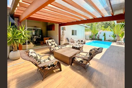 Casa para alugar com 200m², 4 quartos e 4 vagasÁrea externa