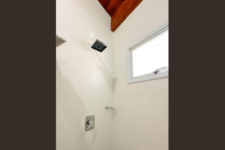 Casa para alugar com 200m², 4 quartos e 4 vagasBanheiro 2