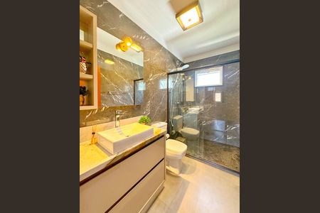 Casa para alugar com 200m², 4 quartos e 4 vagasBanheiro 1