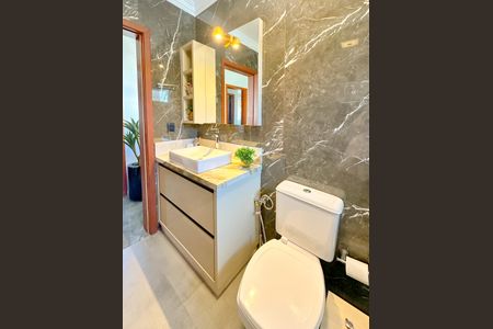 Casa para alugar com 200m², 4 quartos e 4 vagasBanheiro 1