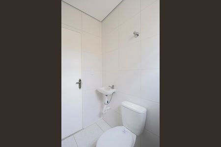 Banheiro de casa para alugar com 1 quarto, 35m² em Lauzane Paulista, São Paulo