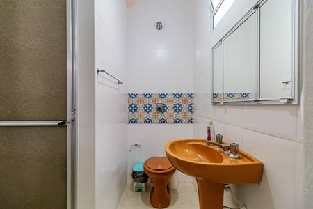 Casa à venda com 171m², 2 quartos e 2 vagasSuite 01 - Banheiro