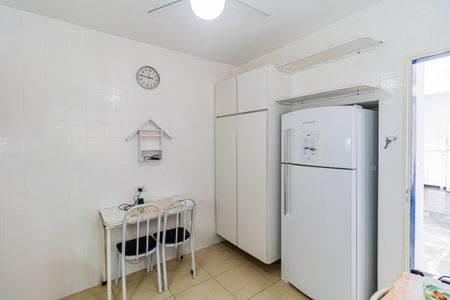 Casa à venda com 171m², 2 quartos e 2 vagasCozinha